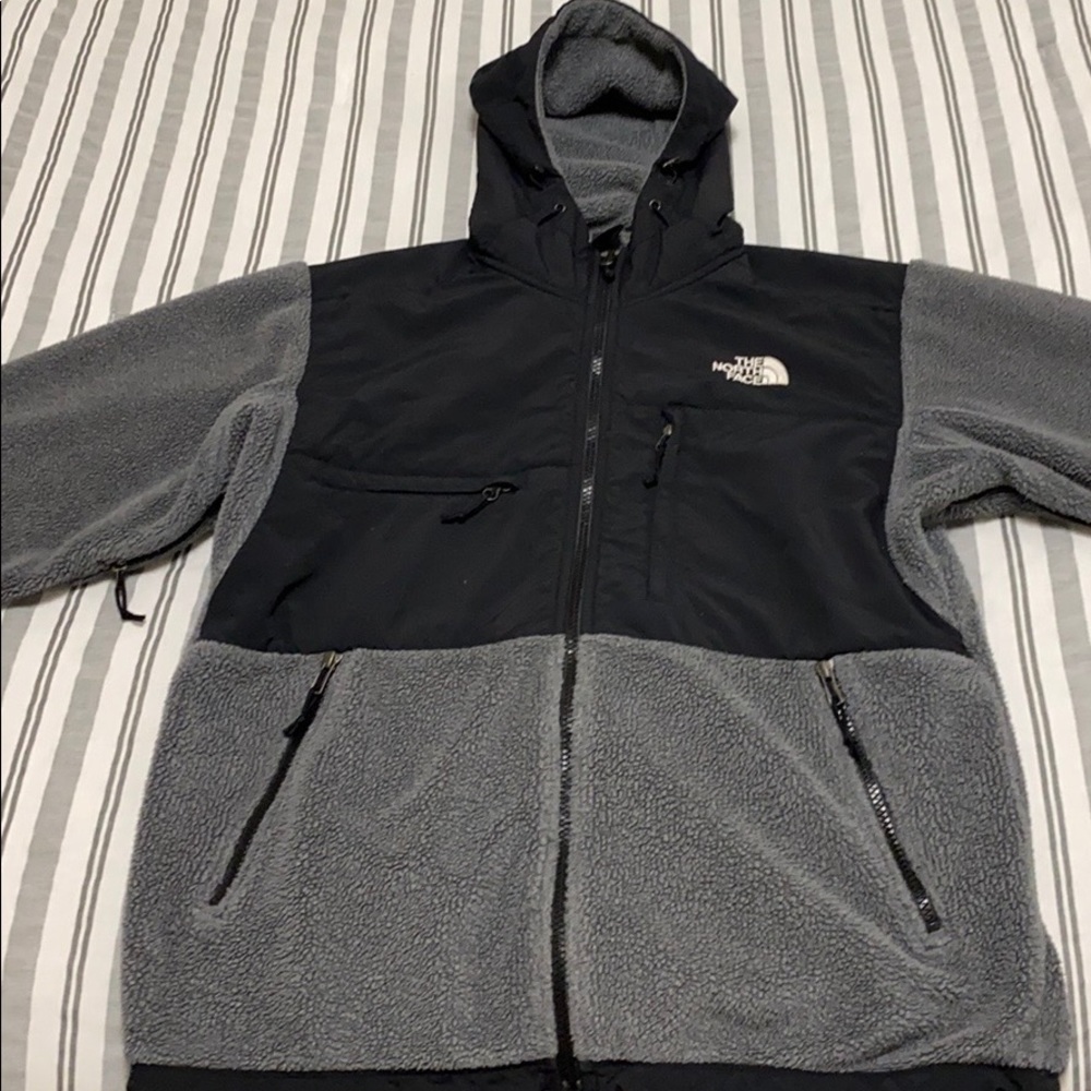 North face hooded Denali jacket